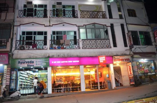 Hotel Surya Laxman Jhula Rishīkesh Exterior foto